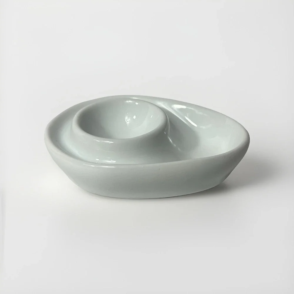 Unmarked set white